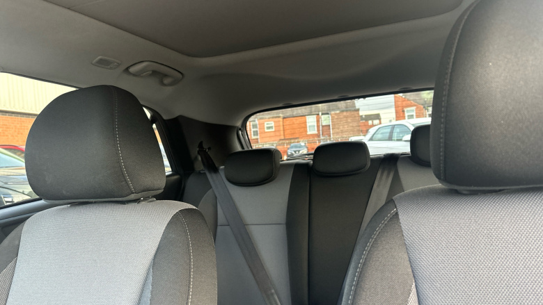 Hyundai i20 1.4 Premium SE Nav 5dr Auto Petrol Hatchback